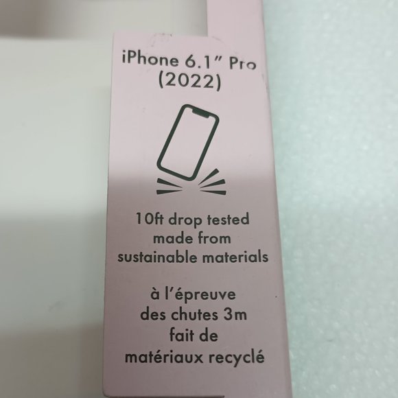 NIB Kate Spade phone case, 6.1” fits iPhone 14 pro - Picture 4 of 6